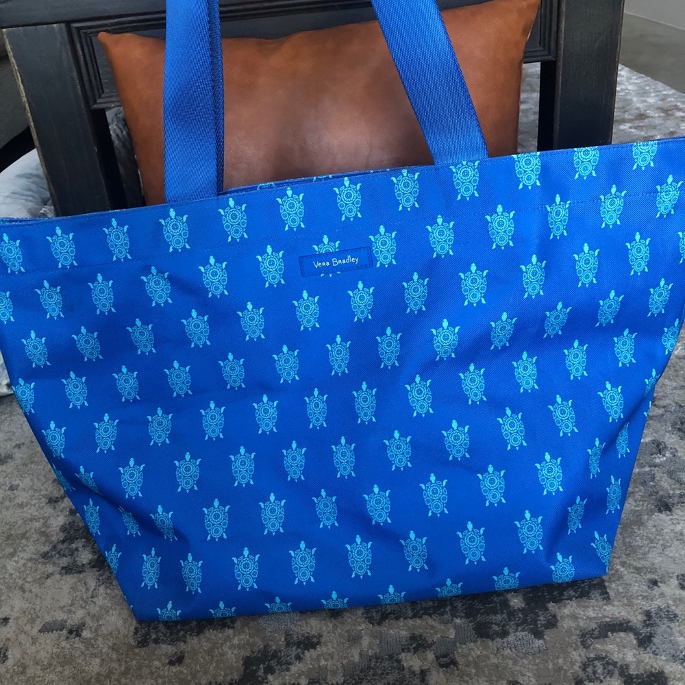 Vera Bradley Canvas Beach Tote in Marine Turtles